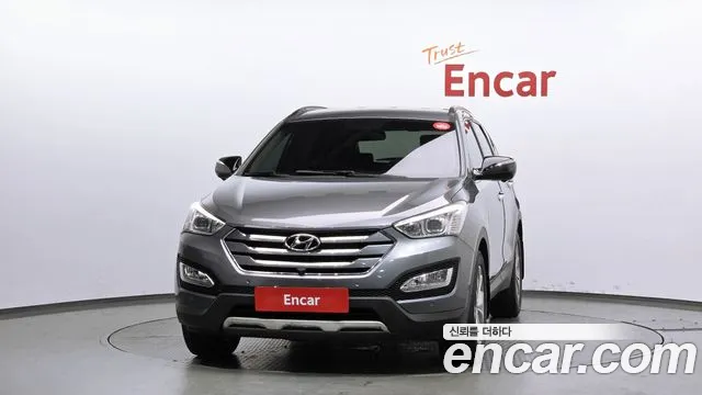 Hyundai Санта Фе 2013 thumb 8