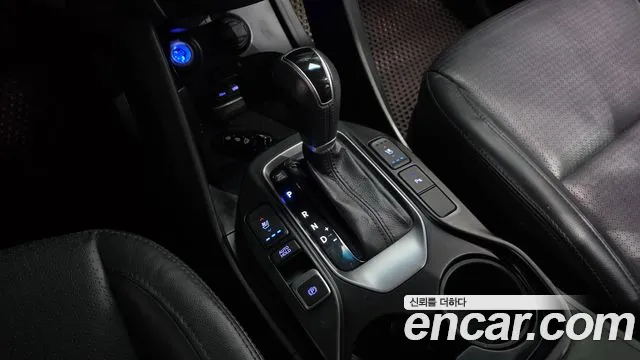 Hyundai Санта Фе 2013 thumb 11