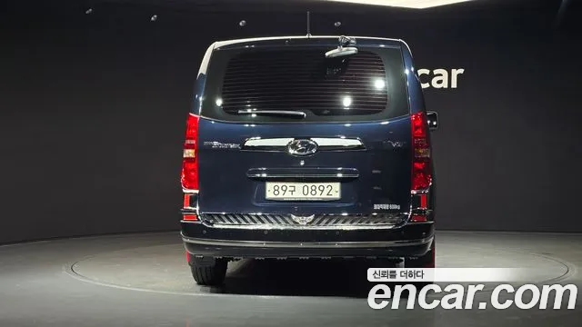 Hyundai Staria 2019 thumb 11