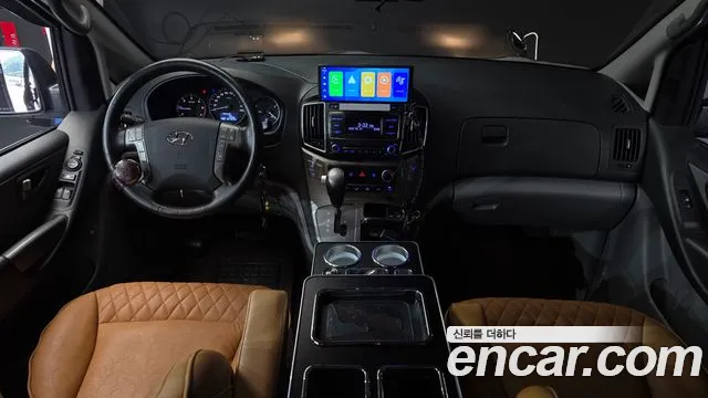 Hyundai Staria 2019 thumb 12