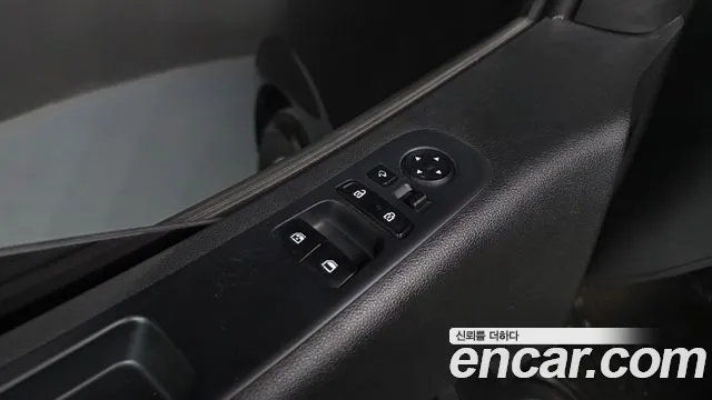 Hyundai Staria 2022 thumb 5