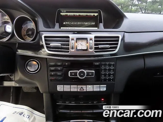Mercedes-Benz E-Class 2014 thumb 12