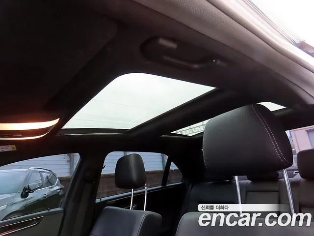 Mercedes-Benz E-Class 2014 thumb 3
