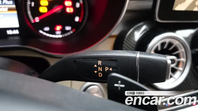 Mercedes-Benz C-Class 2016 thumb 3