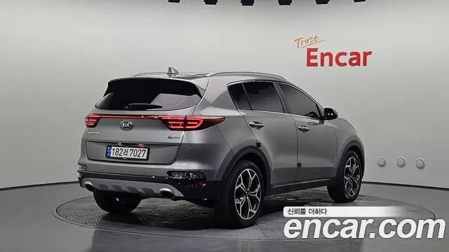 Kia Sportage 2018 thumb 9