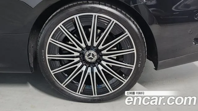 Mercedes-Benz CLE-Class 2024 thumb 3