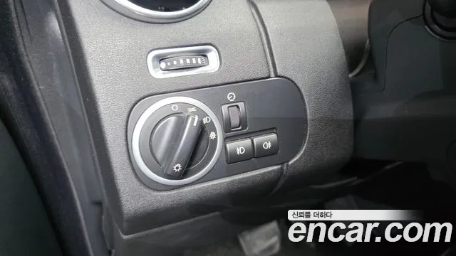 Land Rover Discovery 2009 thumb 12
