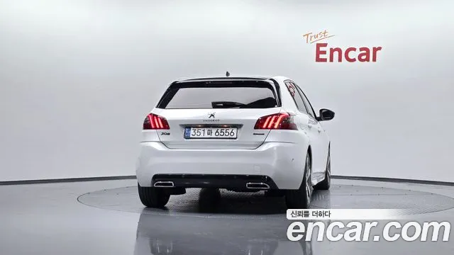 Peugeot 308 2019 thumb 8