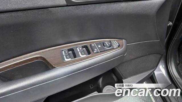 Kia K5 2015 thumb 10