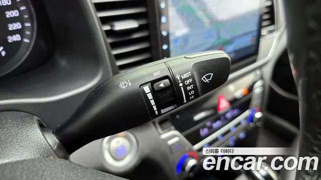 Hyundai Avante 2016 thumb 2