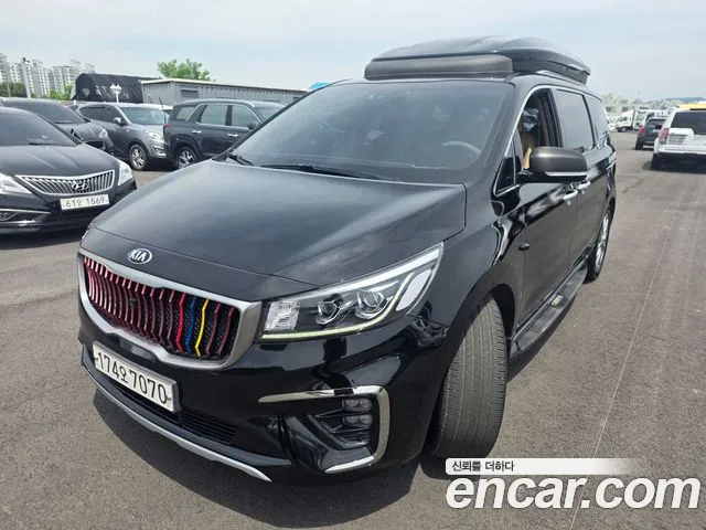 Kia Carnival 2019 thumb 9