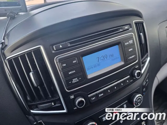 Hyundai Staria 2016 thumb 4