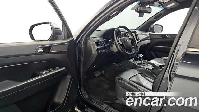 KGM Rexton 2022 thumb 3