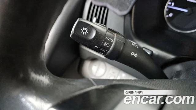 Hyundai Staria 2018 thumb 2