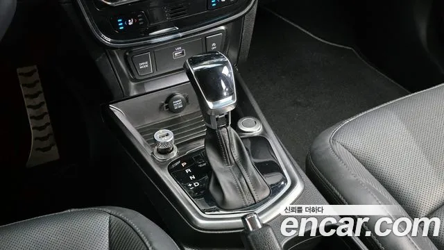 KGM Tivoli 2022 thumb 4