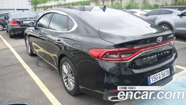 Hyundai Grandeur 2017 thumb 3