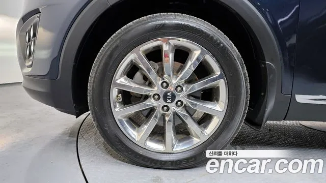Kia Sorento 2017 thumb 8