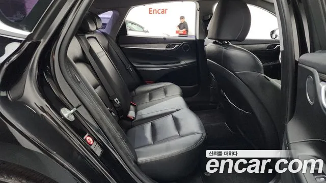 Hyundai Grandeur 2016 thumb 6