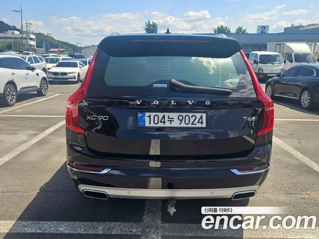 Volvo XC90 2019 thumb 12