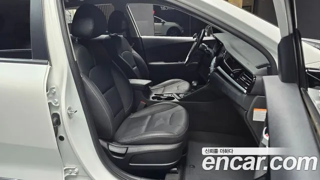 Kia Niro 2019 thumb 10