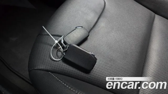 Kia Niro 2019 thumb 2