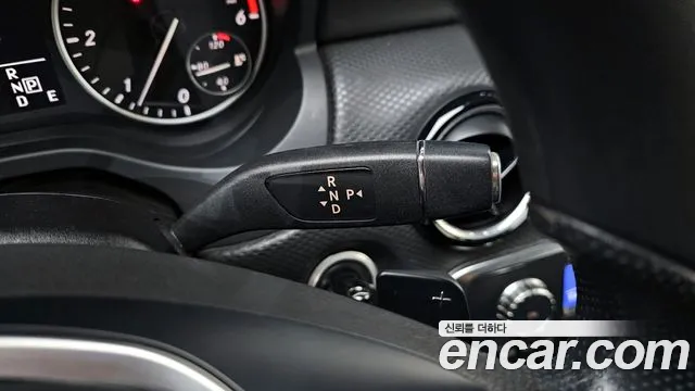 Mercedes-Benz A-Class 2014 thumb 2