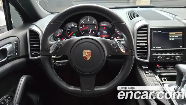 Porsche Cayenne 2013 thumb 2
