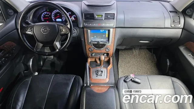 KGM Rexton 2015 thumb 5