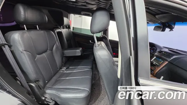 KGM Rexton 2015 thumb 10
