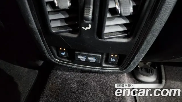 Jeep Grand Cherokee 2018 thumb 12