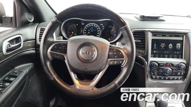 Jeep Grand Cherokee 2018 thumb 11