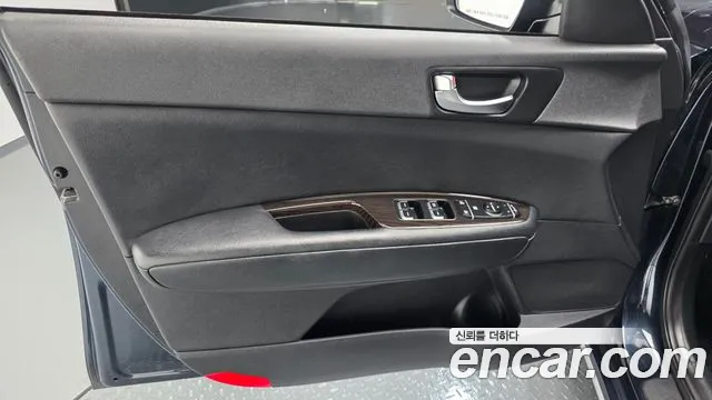Kia K5 2015 thumb 8