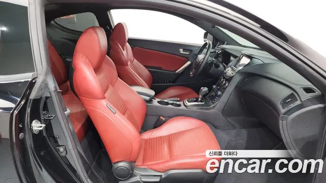 Hyundai Genesis 2012 thumb 2