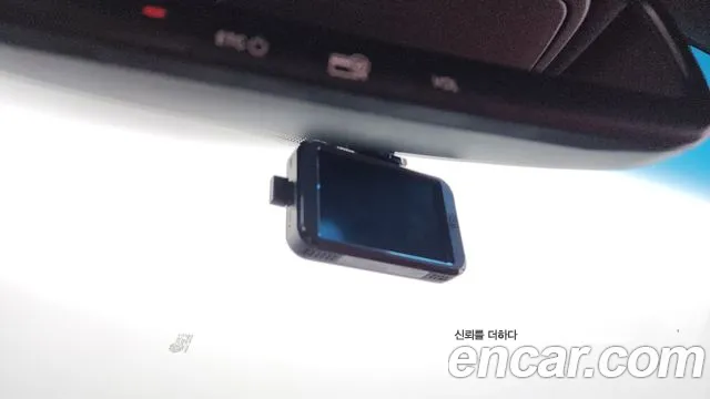 Hyundai Genesis 2012 thumb 3