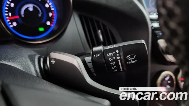 Hyundai Genesis 2012 thumb 6