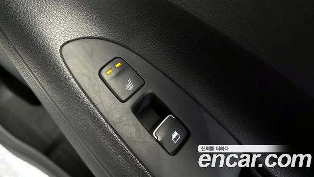 Hyundai Grandeur 2017 thumb 11