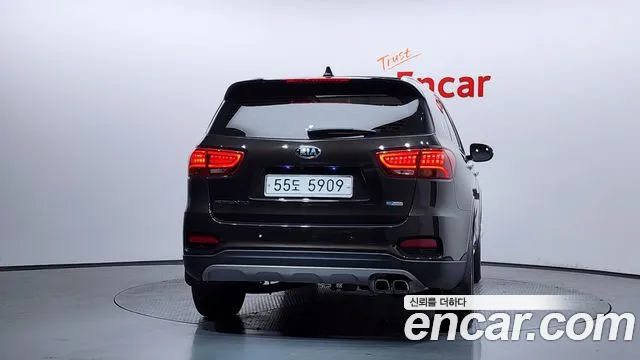 Kia Sorento 2018 thumb 10