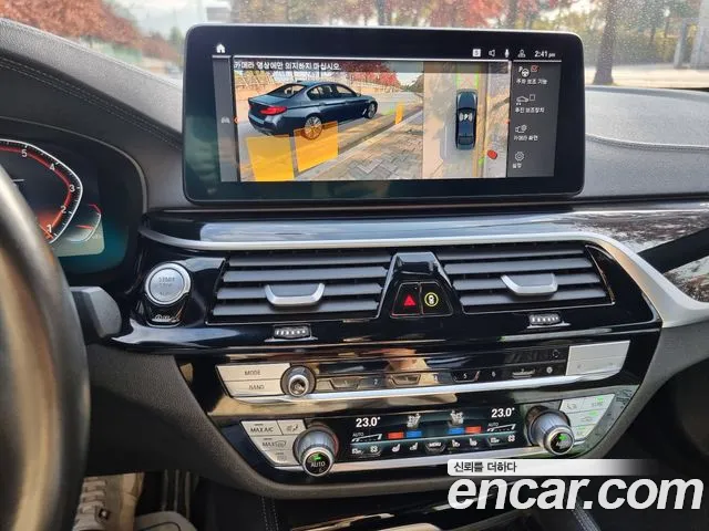 BMW 5 серии 2023 thumb 9