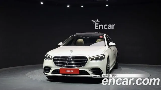 Mercedes-Benz S-Class 2023 thumb 10