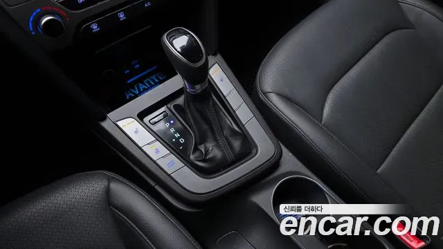 Hyundai Avante 2015 thumb 12