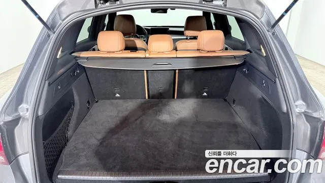 Mercedes-Benz GLC 2022 thumb 3