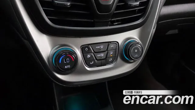 Chevrolet Spark 2017 thumb 12