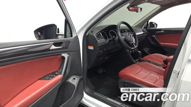 Volkswagen Tiguan 2020 thumb 12