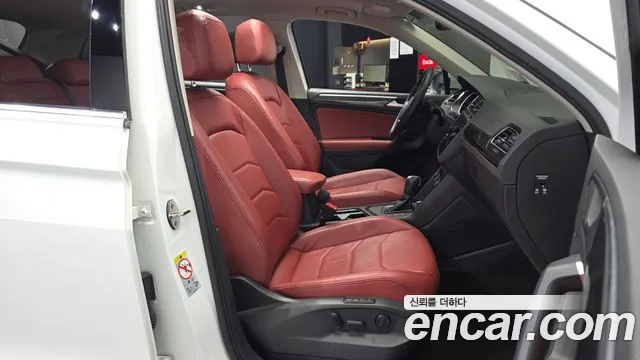 Volkswagen Tiguan 2020 thumb 4