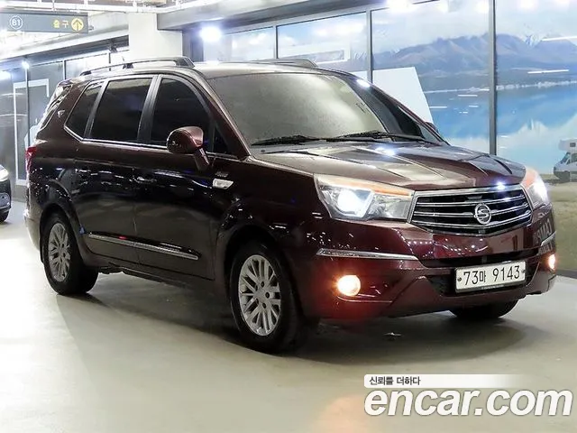 KGM Korando 2013 thumb 2