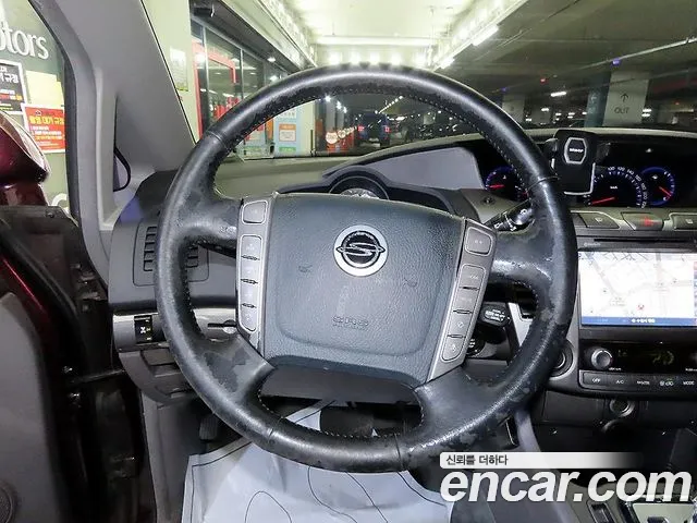 KGM Korando 2013 thumb 9