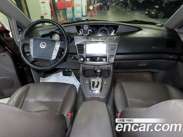 KGM Korando 2013 thumb 4