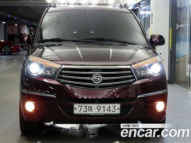 KGM Korando 2013 thumb 10