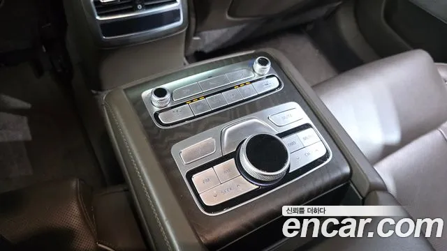 Kia K9 2019 thumb 4