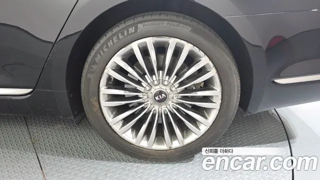 Kia K9 2019 thumb 5